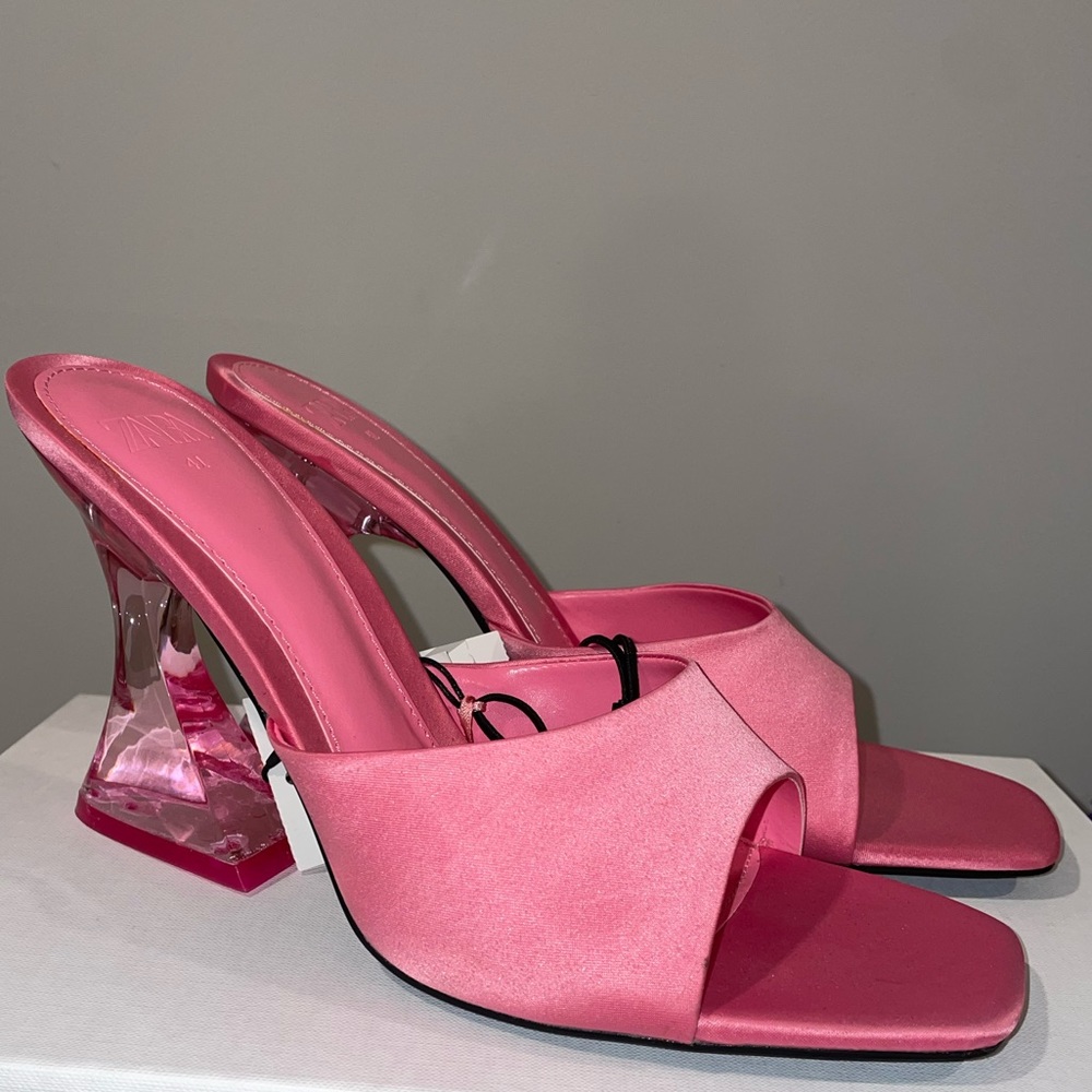 Zara Pink Barbie heels slides. Brand New with tags size 41 10 Barbiecore